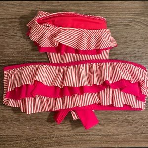 Jessica Simpson bathing suit